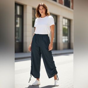 LINDA LUNDSTRÖM, Lightweight Wide-Leg Pants, Size 16, Black